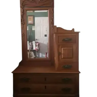 Antique Quarter Sawn Oak Gentleman's Bi-Level Chest Dresser With Mirror