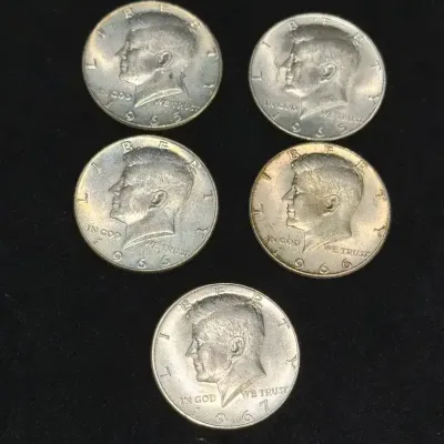 5- Kennedy Half Dollars Preowned LOT 5