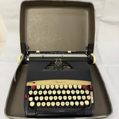 Sears Forecast 12 Portable Typewriter