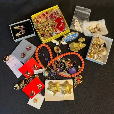 Sale Photo Thumbnail #390
