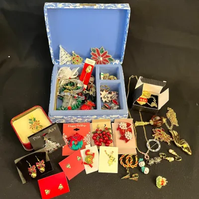 Sale Photo Thumbnail #261