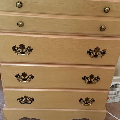 Sale Photo Thumbnail #39: Four drawer chest of drawers