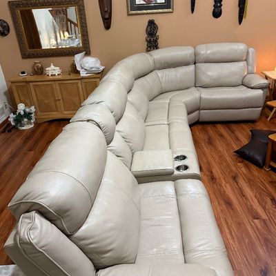 Sale Photo Thumbnail #26: Ivory sectional