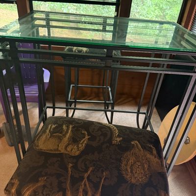 Sale Photo Thumbnail #48: Bar table and two stools