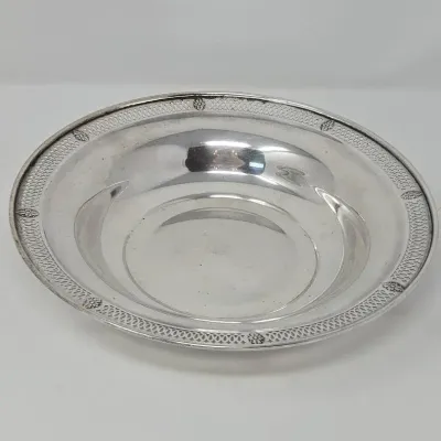 Antique Sterling Silver Bowl With Pierced Rim Appx. 193.7g