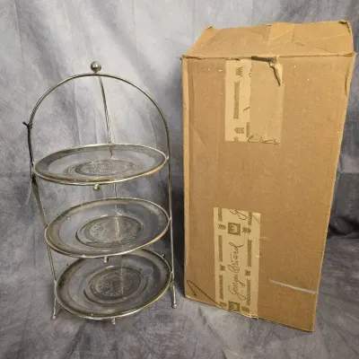 Vintage George Briard Silver Leaf Tiered Serving Tower 4 Piece Set With Original Box