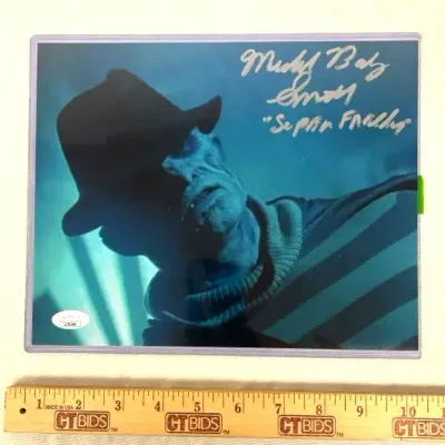 Sale Photo Thumbnail #58: Michael Bailey Smith signed 8×10 Photo ‘Super Freddy’ Krueger A Nightmare on Elm Street Part 5