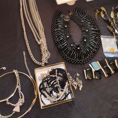 Sale Photo Thumbnail #98
