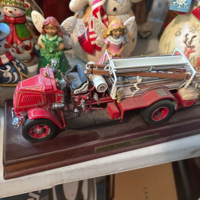 Sale Photo Thumbnail #445