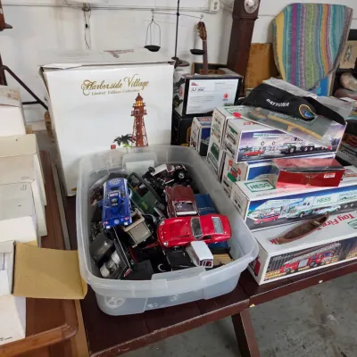 Sale Photo Thumbnail #33