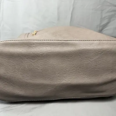 Sale Photo Thumbnail #835