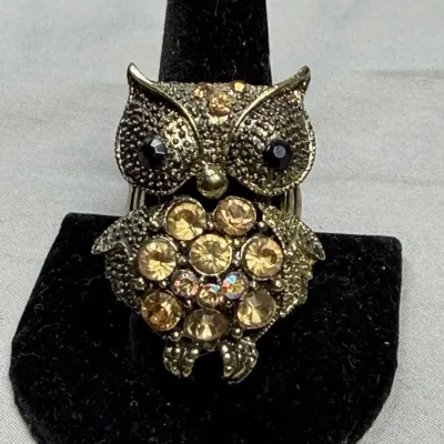 Charming Diamante Owl Stretch Ring by Avalaya, a vintage-inspired cocktail