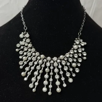 Sparkly Silver Tone Rhinestone Pearl Statement Necklace