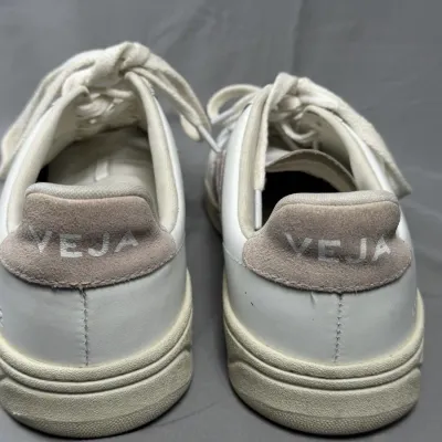 Sale Photo Thumbnail #859