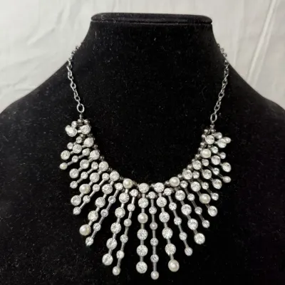 Sparkly Silver Tone Rhinestone Pearl Statement Necklace