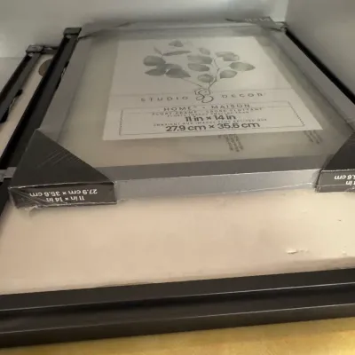Studio Decor Home 11 in x 14 in float picture frame, new in original plastic packaging.