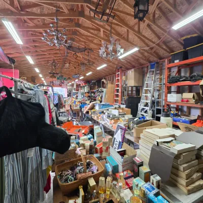 Sale Photo Thumbnail #25