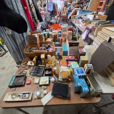 Sale Photo Thumbnail #22