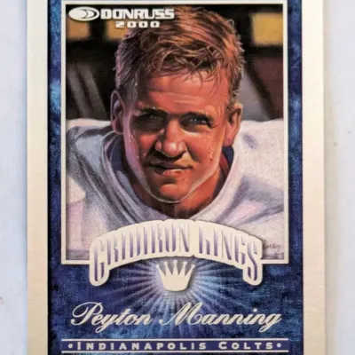 2000 Donruss Gridiron Kings Peyton Manning Indianapolis Colts football trading card in good condition.