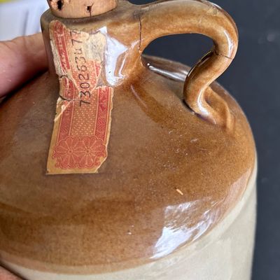 Daniel Boone Pioneer Jug Kentucky Bourbon Whiskey 219-1977
