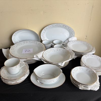 Noritake fine china the "Duetto" Pattern