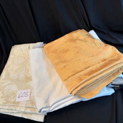 Large Tablecloth Lot