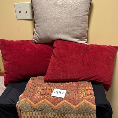 Pillow and Blanket Lot