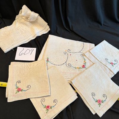 Small Tablecloth and Napkins