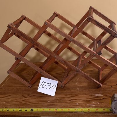 Vintage Wooden Folding Accordion Style Wine 8 Bottle Rack