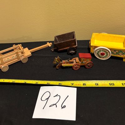 Toy wagon Lot