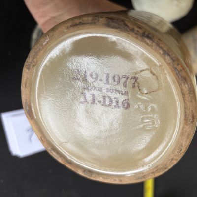 Daniel Boone Pioneer Jug Kentucky Bourbon Whiskey 219-1977