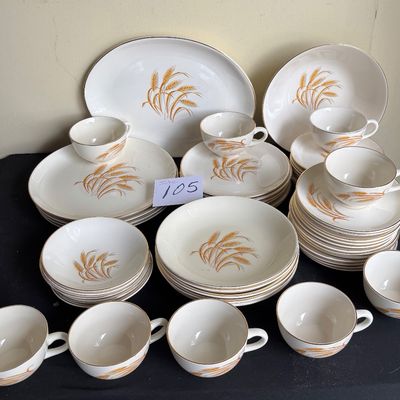 Vintage Golden Wheat Pattern 22K Gold Dinner Set Homer Laughlin Dishes