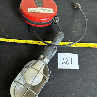 vintage Sears Craftsman Retractable Cord Reel and Trouble / Work Light