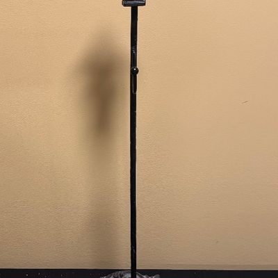 Metal Wreath Stand