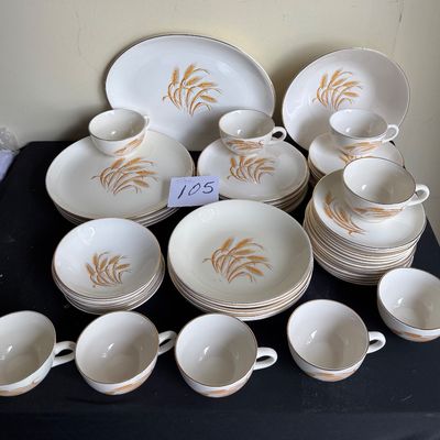 Vintage Golden Wheat Pattern 22K Gold Dinner Set Homer Laughlin Dishes