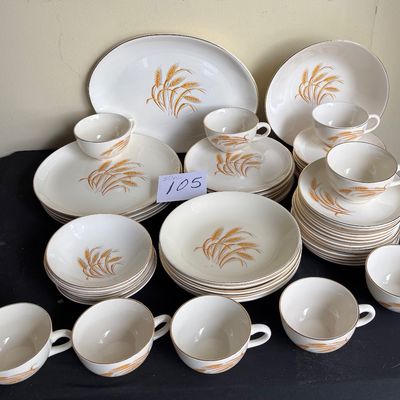 Vintage Golden Wheat Pattern 22K Gold Dinner Set Homer Laughlin Dishes