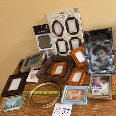 Picture Frame Lot