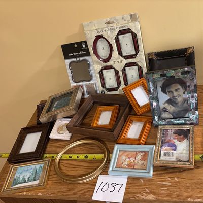 Picture Frame Lot