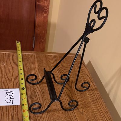 Metal Easel