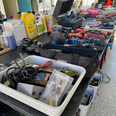 Estate sale photo