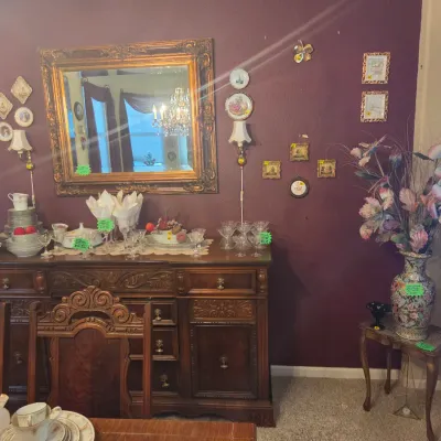 Sale Photo Thumbnail #62