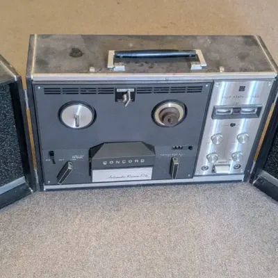 Concord Model 776 Solid State Stereo Reel-to-Reel Tape Recorder (Vintage c. 1970)