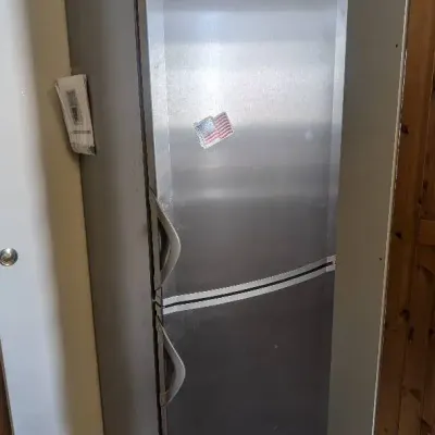 Summit CP171SS 24" Counter-Depth Bottom-Freezer Refrigerator  Stainless Steel\n