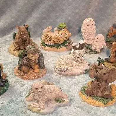 Vintage 1995/1996 Hamilton Collection Baby Wildlife Animal Figurine Lot (10 Pieces)