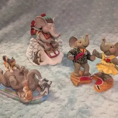 3 Vintage Hamilton Collection "Peanut Pals" Elephant Figurines  Tom Newsom (Late 1990s)