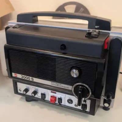 GAF 3000 S Super 8 Magnetic Sound Cine Film Projector Set Japan by Chinon