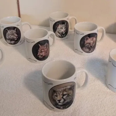 Vintage 1994 Princeton Gallery "Cubs of the Big Cats" Mug Set by Artist Qua - Set of 8\n