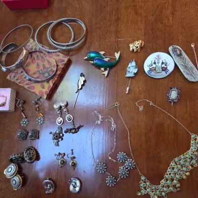Sale Photo Thumbnail #235