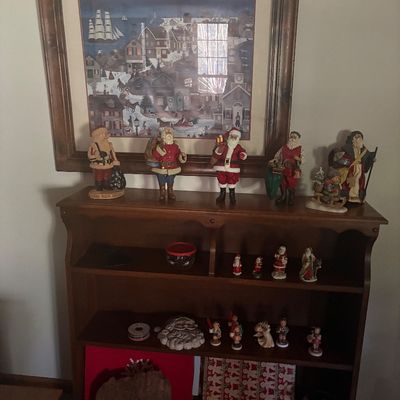 Sale Photo Thumbnail #10: Christmas shelf