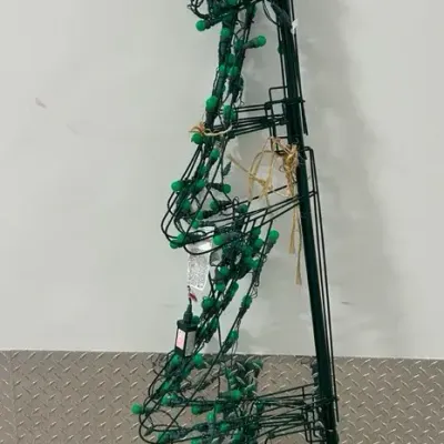 CN197 Pre-lit Collapsible Christmas Tree